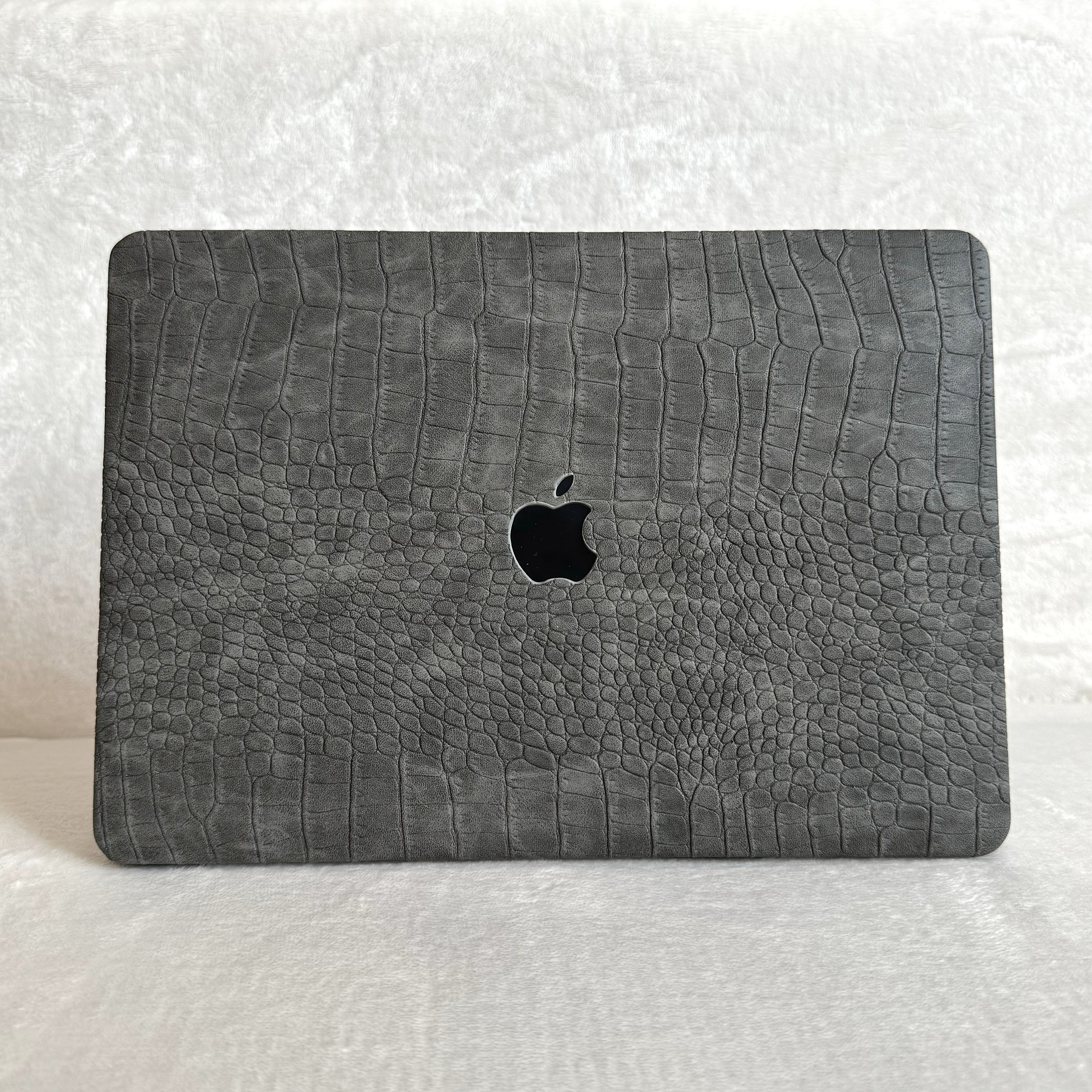 Чохол накладка з еко шкіри на MacBook Air 15 (A2941) (Серый)