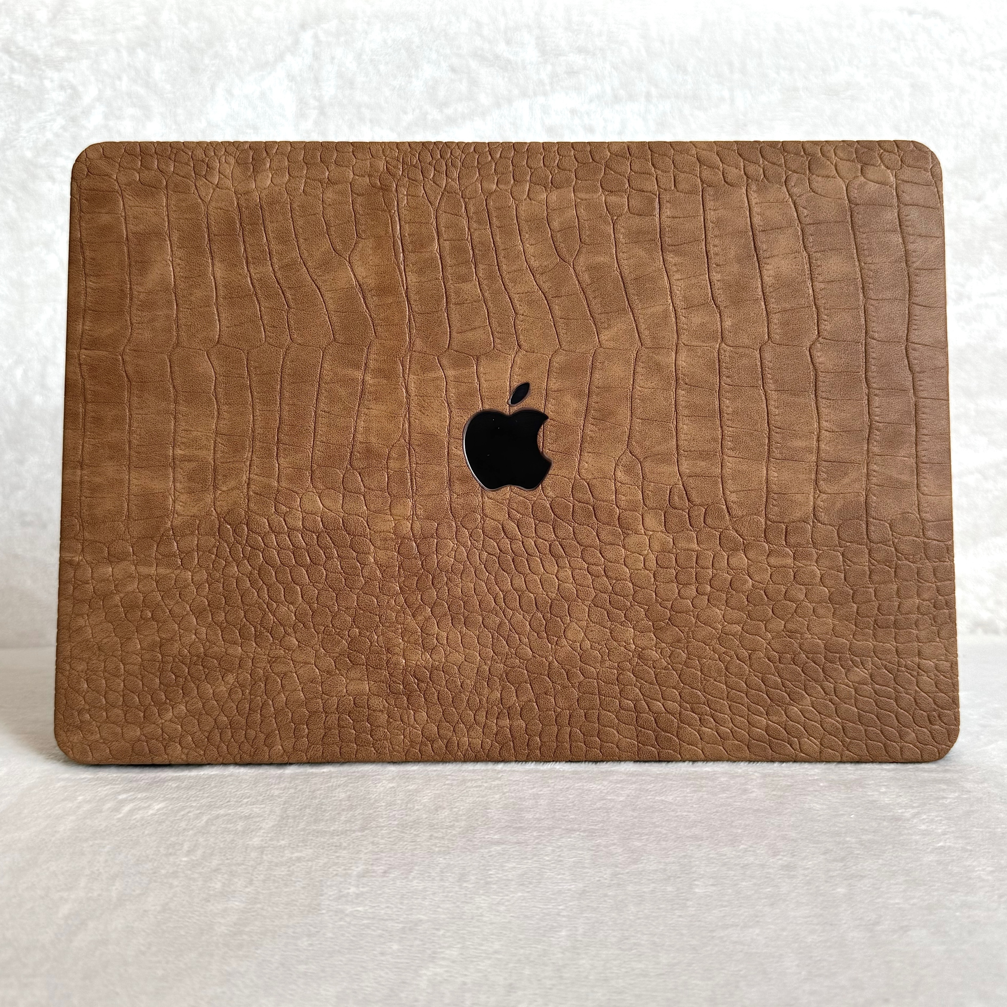 Чохол накладка шкіряна на MacBook Pro 16.2 A2485 | A2780 (Коричневый, Белый, Синий)