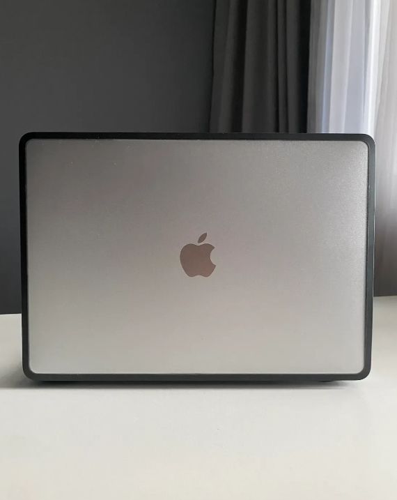Пластикова накладка c силіконовим бампером для Macbook Pro 16" A2485, A2780 (Прозрачный + Прозрачный Бампер)