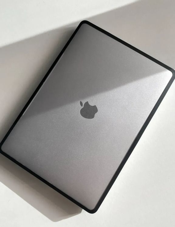 Пластикова накладка c силіконовим бампером для Macbook Pro 16" A2485, A2780 (Прозрачный + Прозрачный Бампер)