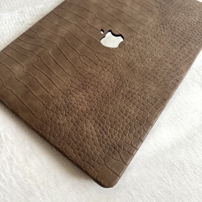 Чохол накладка на MacBook air 13 M2 (A2681) шкіра (Темно-Коричневый)