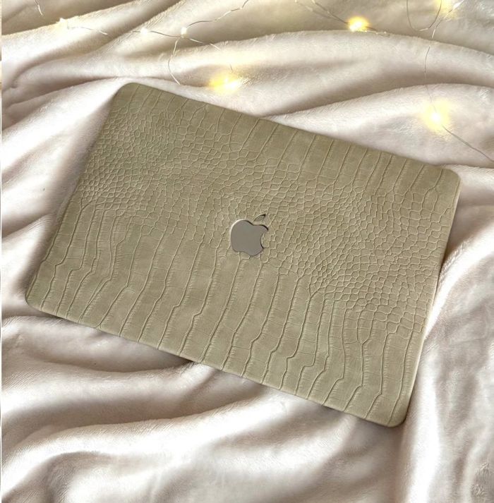 Чохол накладка шкіряна на MacBook Pro 16.2 A2485 | A2780 (Пісочний)